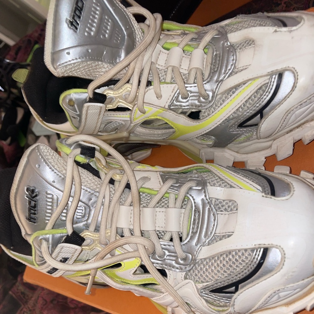 Track 2 balenciaga sneaker